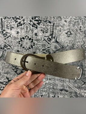 Chico’s Asymmetrical Hook Belt Size Medium
